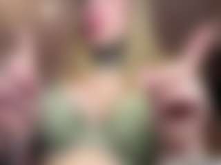Live cam show with sofialopezzz - Green Eyes on Milfs Live