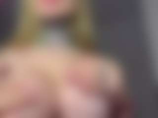 Live cam show with sofialopezzz - Blonde Hair on CamwithHer