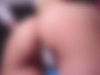 ameliamore's Live Sex Cam Show