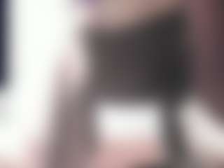Live cam show with KamillaMoro - Smoke on Strip Flash - Live Sex Shows