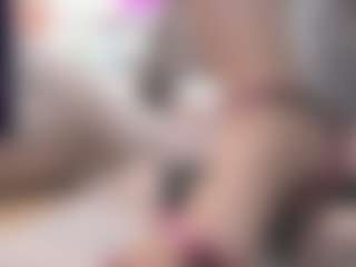 Live cam show with KamillaMoro - Flash on Milfs Live