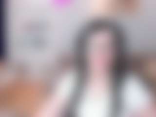 Live cam show with KamillaMoro - Smoke on CamwithHer