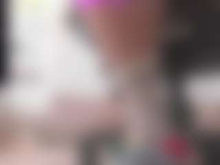 Live cam show with KamillaMoro - Middle Aged on hrnylive.com