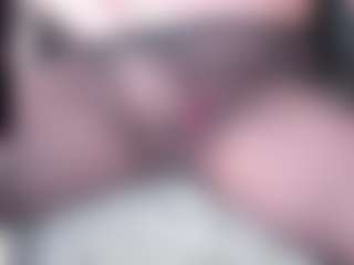 Live cam show with KamillaMoro - Middle Aged on Streamer API