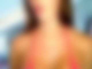 Live cam show with British Latina - Bedroom on Hubzter Live