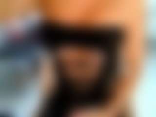 British Latina's Live Sex Cam Show