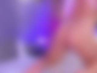 MelanyHolsen's Live Sex Cam Show