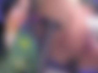 MelanyHolsen's Live Sex Cam Show