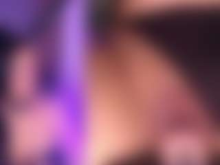Live cam show with MelanyHolsen - Butt Plug on crypto-cams