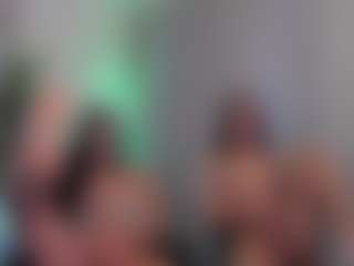 Live cam show with Orianasmith1 - No Smoking on Camming Site