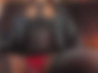 Live cam show with brandi-ross - Muscular on Camsoda