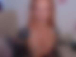 LanaReals's Live Sex Cam Show