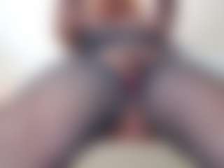 MsHairyQ's Live Sex Cam Show