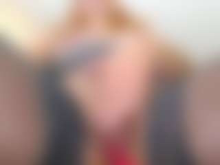 MsHairyQ's Live Sex Cam Show