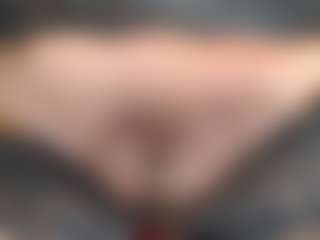 MsHairyQ's Live Sex Cam Show