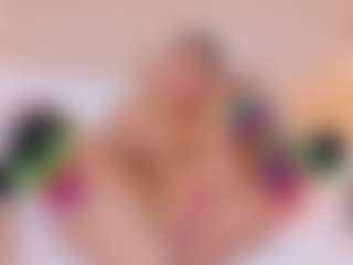 Live cam show with NahimiThompson - Blonde Hair on hotwifechat.live