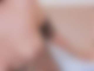 Live cam show with NahimiThompson - Blonde Hair Teen (18+) on xDating