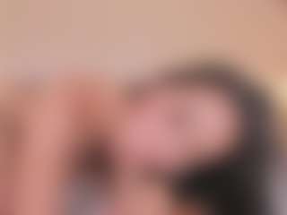 Live cam show with NahimiThompson - Spank Blonde Hair on wildcum.com