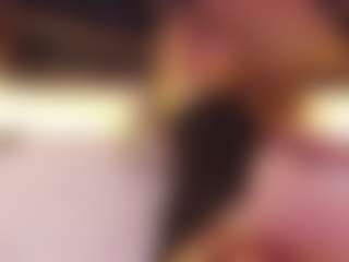 Live cam show with Ilayna - Green Eyes on Hubzter Live