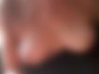 Live cam show with Shadelyst - Athletic Bedroom on sexylive.show