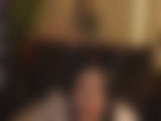 Live cam show with MargaritaGrey - Moaning on liverealitysex.com