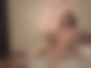 Live cam show with Londa - Shake on Adult Interactions