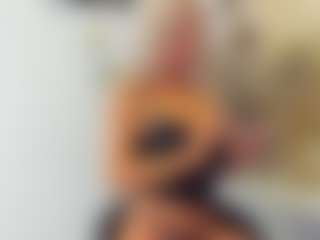 BlueEyesDesire's Live Sex Cam Show