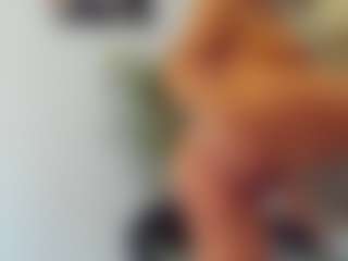 BlueEyesDesire's Live Sex Cam Show