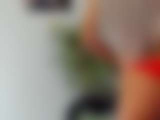 BlueEyesDesire's Live Sex Cam Show