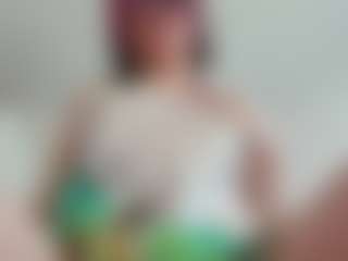 Live cam show with Vernice - Tiny Tits on Uber Horny