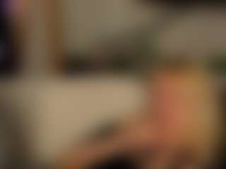 Live cam show with EileenMacmullan - Oil on UwU Esports