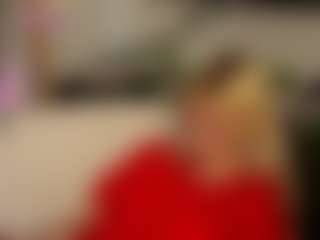 Live cam show with EileenMacmullan - Facial Piercings on AdultVida.com