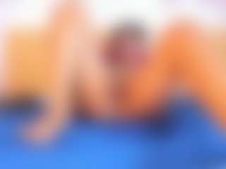 Laura-Torrees's Live Sex Cam Show
