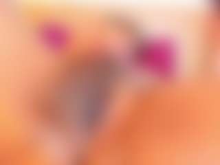 Laura-Torrees's Live Sex Cam Show