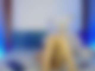 Mia-Alejandraa's Live Sex Cam Show