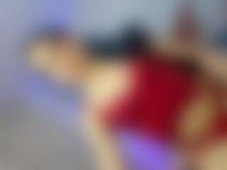 Mia-Alejandraa's Live Sex Cam Show