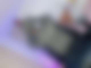 Mia-Alejandraa's Live Sex Cam Show