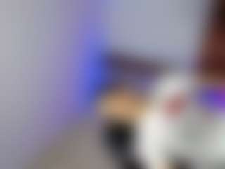 Mia-Alejandraa's Live Sex Cam Show