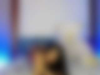Mia-Alejandraa's Live Sex Cam Show