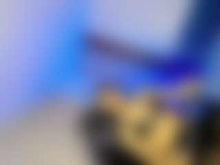 Mia-Alejandraa's Live Sex Cam Show