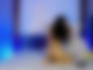 Mia-Alejandraa's Live Sex Cam Show