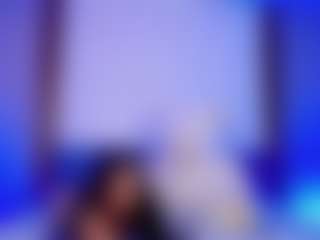 Live cam show with Mia-Alejandraa - Average on madthumbs