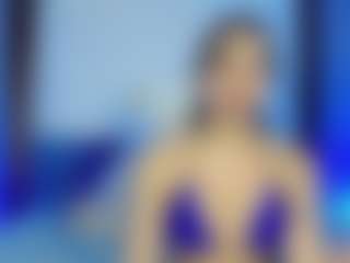 Mia-Alejandraa's Live Sex Cam Show