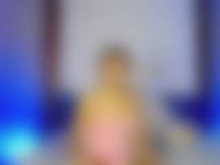 Mia-Alejandraa's Live Sex Cam Show