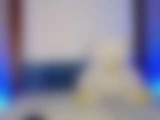 Mia-Alejandraa's Live Sex Cam Show