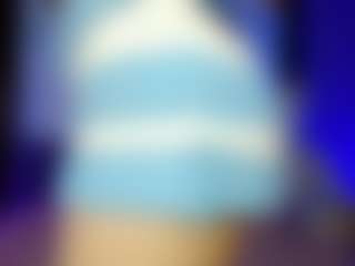 Mia-Alejandraa's Live Sex Cam Show