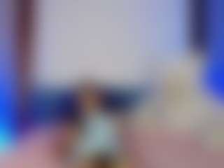 Mia-Alejandraa's Live Sex Cam Show