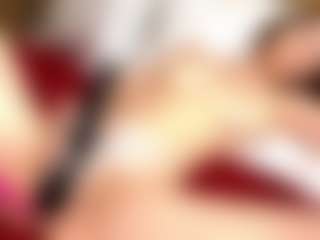 Live cam show with PetrinaRuhter - Domination on AdultVida.com