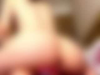 Live cam show with PetrinaRuhter - Bisexual on CamwithHer