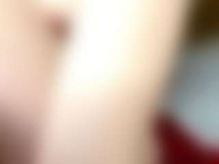 Live cam show with PetrinaRuhter - Facial on xplaylive.com